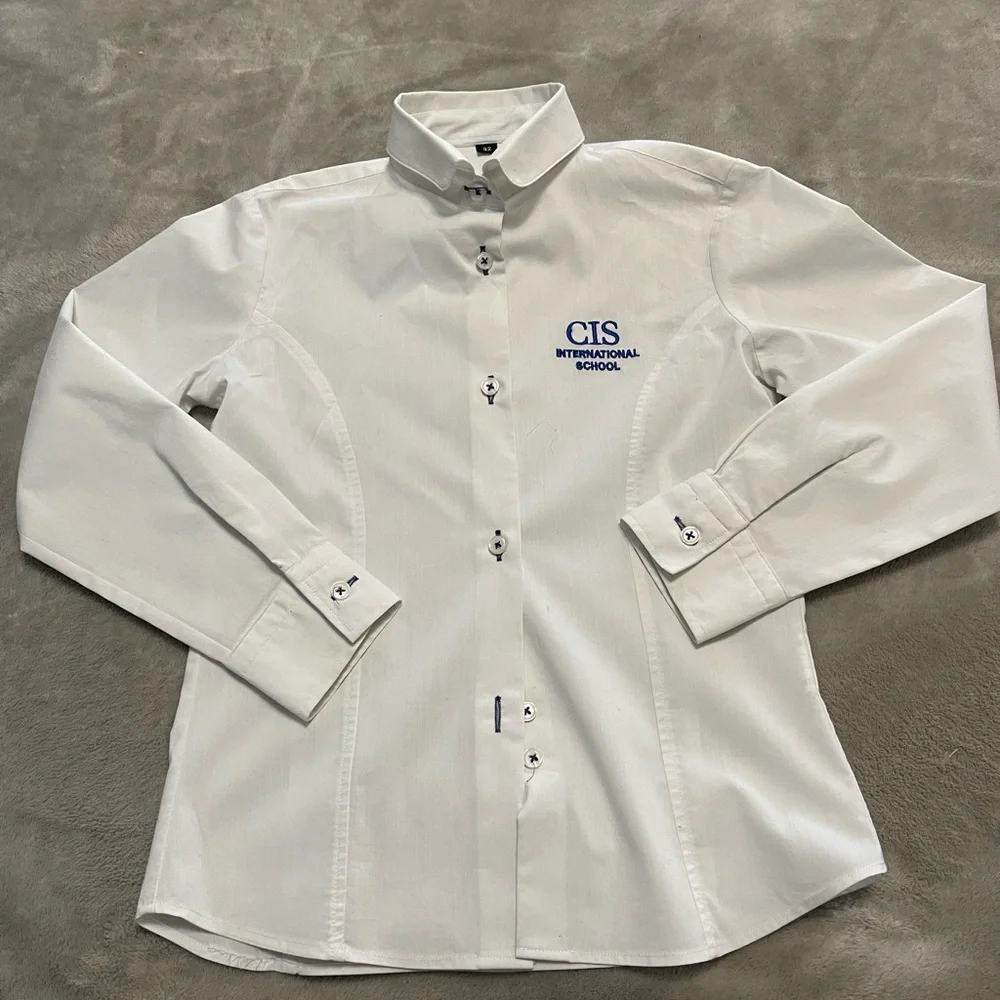 Boys white bottom down t shirt